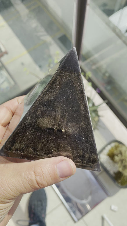 Orgone Pyramid Black Sun Protector 5G