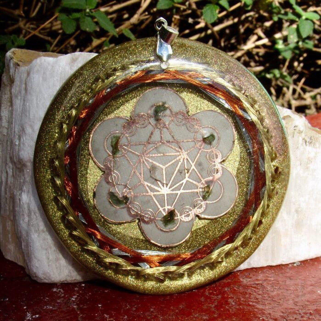 Moldavite Cley Hill Crop Circle 36 Vortex Quantic Resonator - Metayantra WorldWide