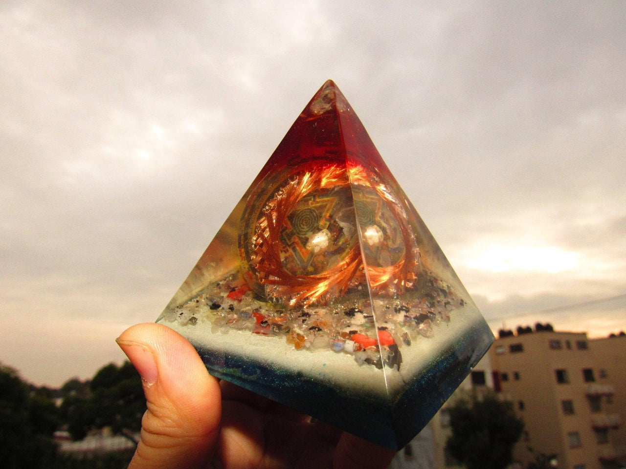 Orgone Mahakala Metayantra Protective Pyramid - Metayantra Consciencia