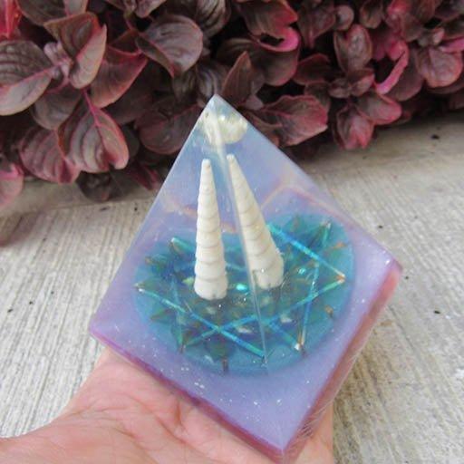 Pyramid with Quantum Generator of the Fifth Chakra Vishuddha - Metayantra WorldWide