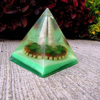 Thumbnail for Pyramid with Quantum Generator of the Fourth Chakra Anahatta - Metayantra WorldWide